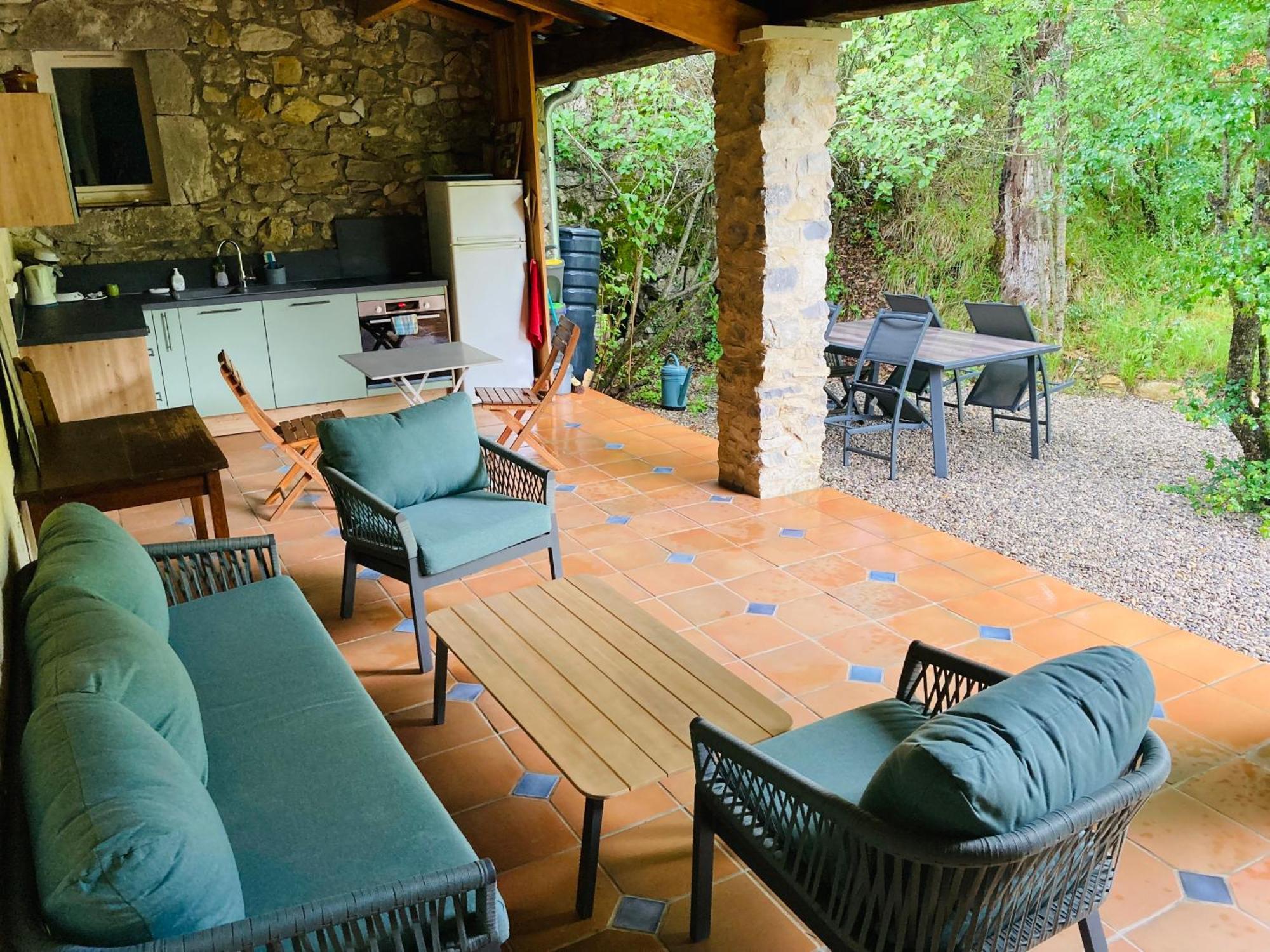 Le Moulin De La Viorne, Gite Avec Piscine Au Coeur De La Nature En Haute-Provence Les Omergues Exterior photo